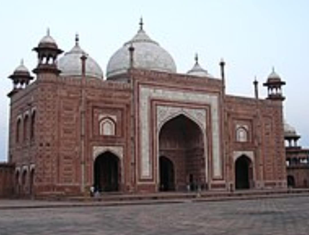 Agra Tour By Gatimaan Express - Featured Tour Image
